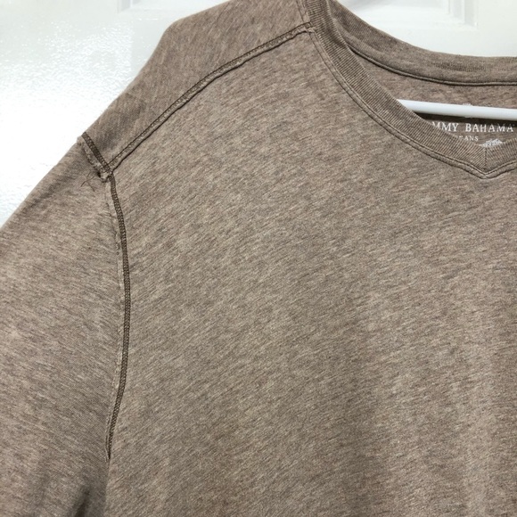 Tommy Bahama T-Shirt, size XL - Picture 4 of 4
